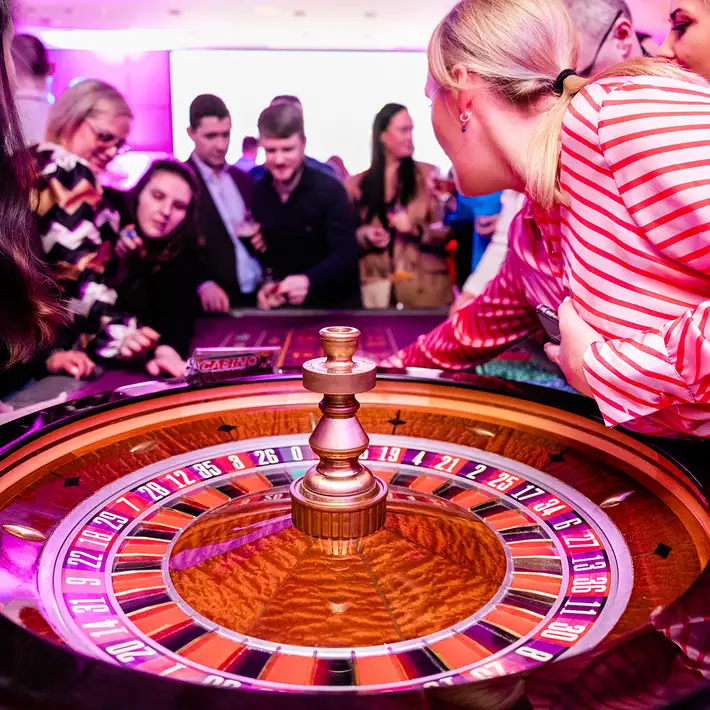 casino spinning wheel