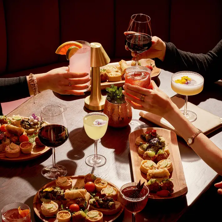 Corporate Team Building Events at The Imperial Hotel | Dynamic Events | Dinner and Drinks at the bar