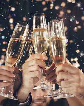 champagne glasses