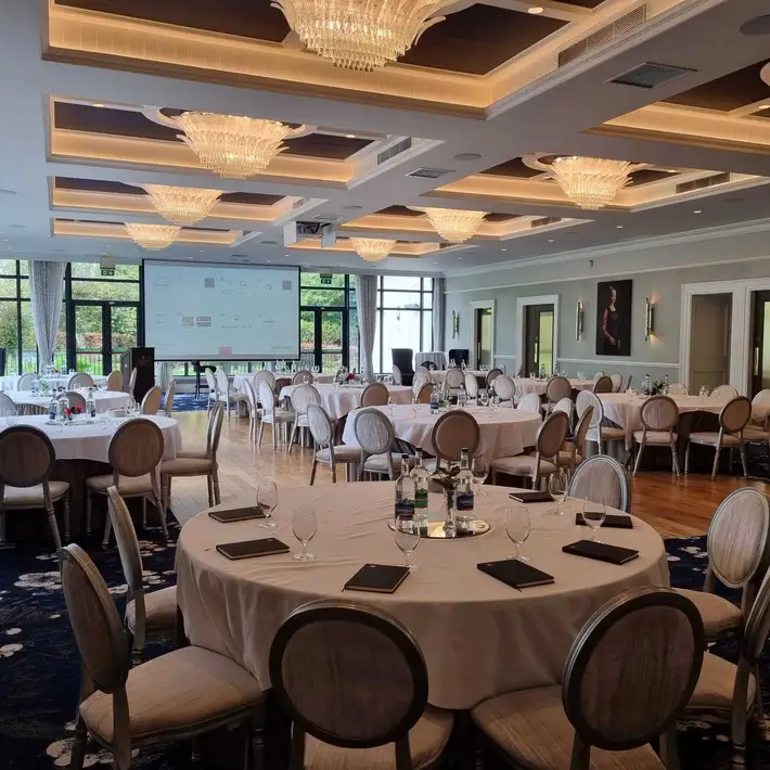 newbay house dining room set up