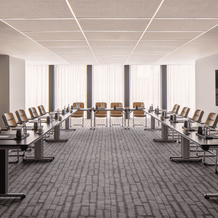 Anantara_The_Marker_Dublin_Hotel_Meeting_Room_Shannon_U_Shape