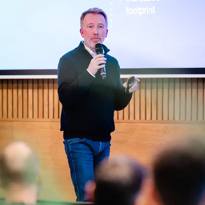 Speaker at Qualtrics meeting in Dublin event managed by Dynamic Events Ireland