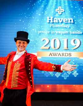 awards presenter