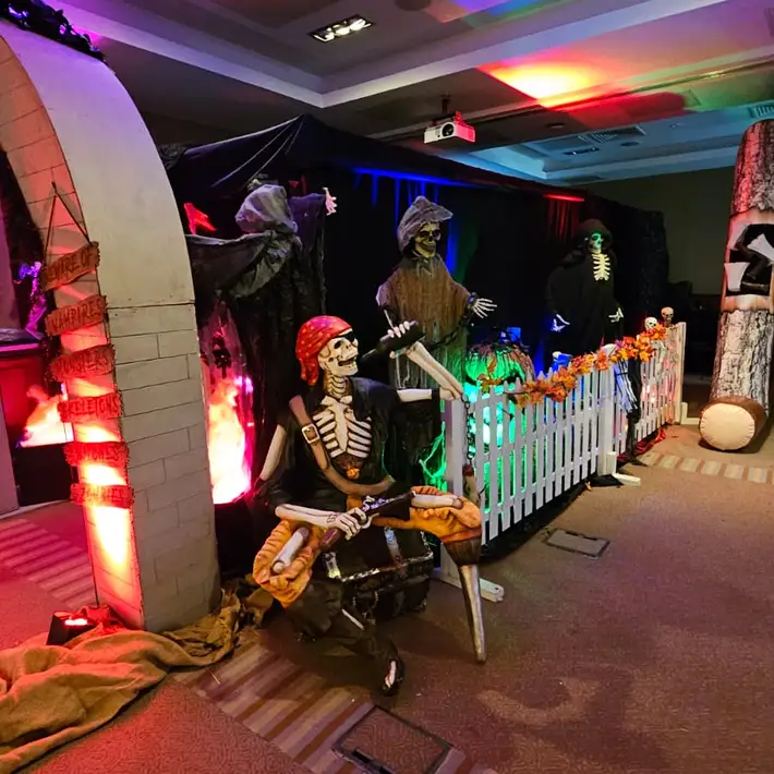 Entrance into Spooky Wonderland