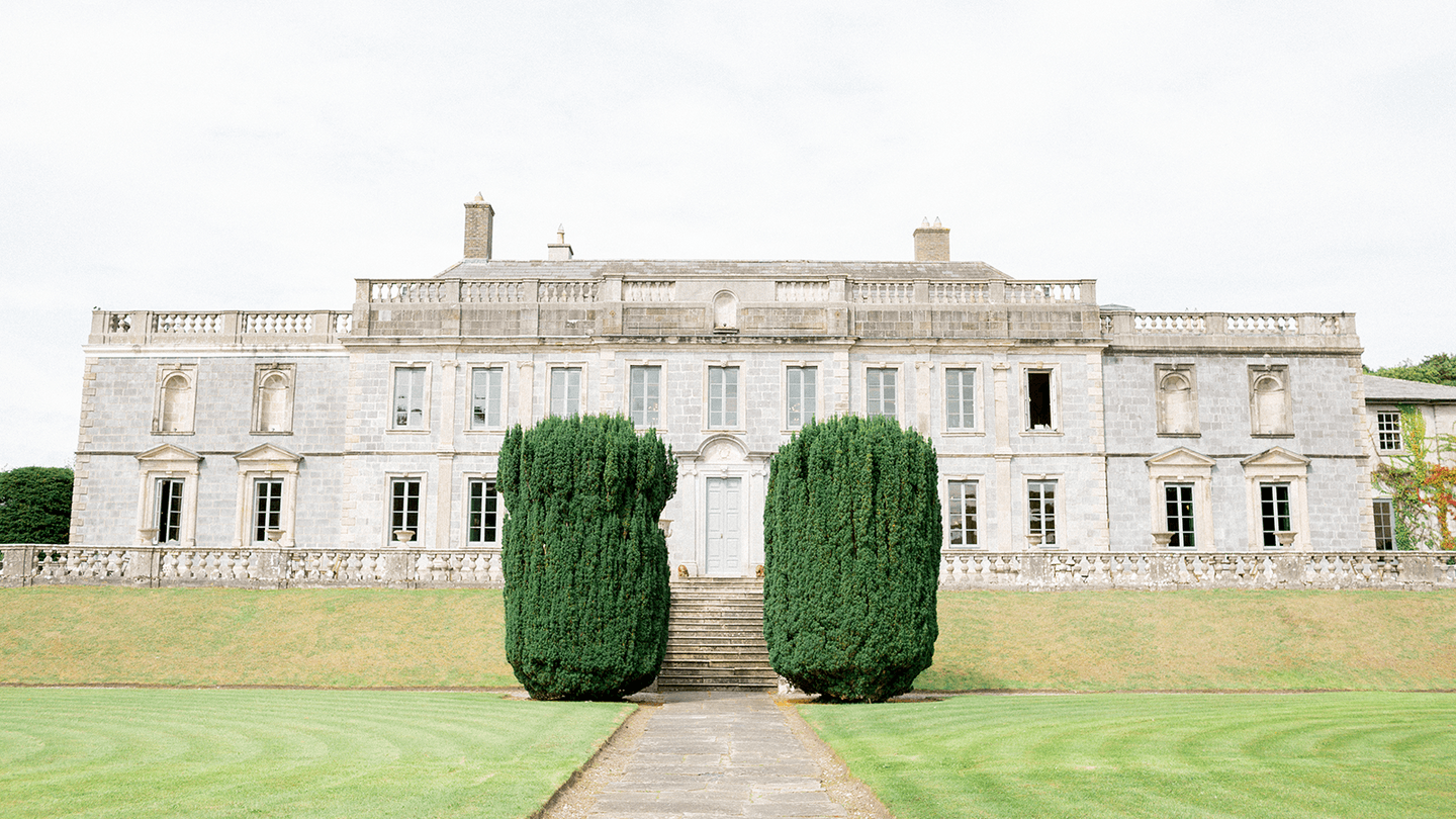 Plan your corporate team-building event at Gloster House & Gardens | Dynamic Events