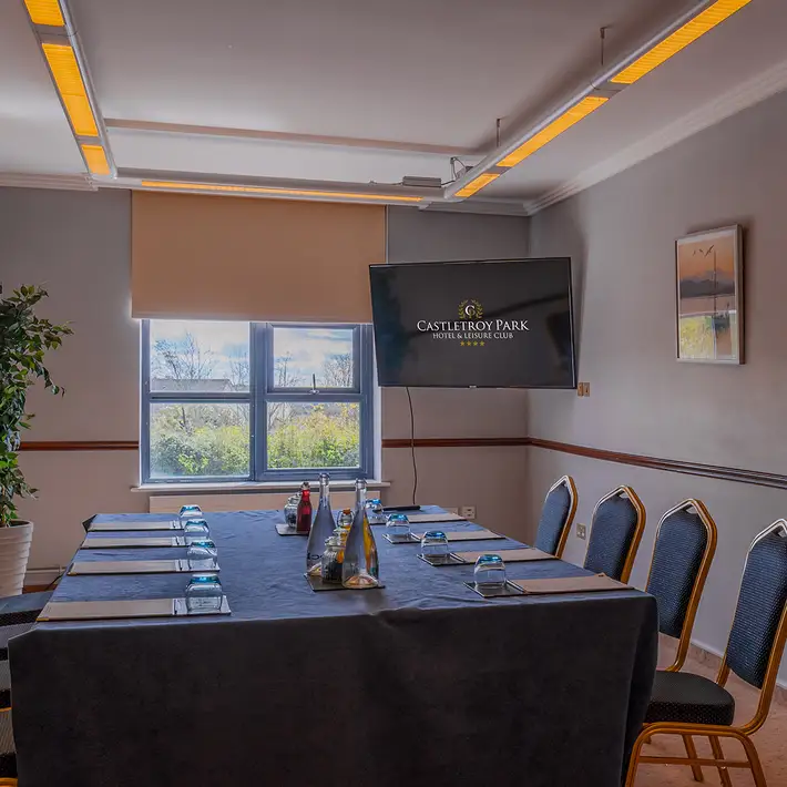 Plan your next corporate team-building event at Castletroy Park Hotel & Leisure Club with Dynamic Events. conference room