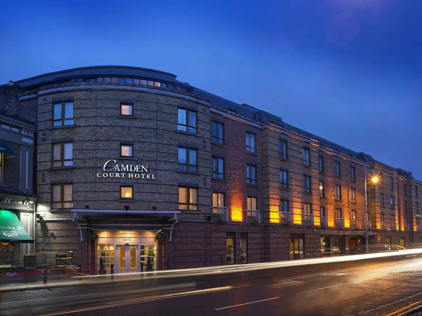 Plan your Corporate Team Building Event with Camden Court Hotel | Dynamic Events