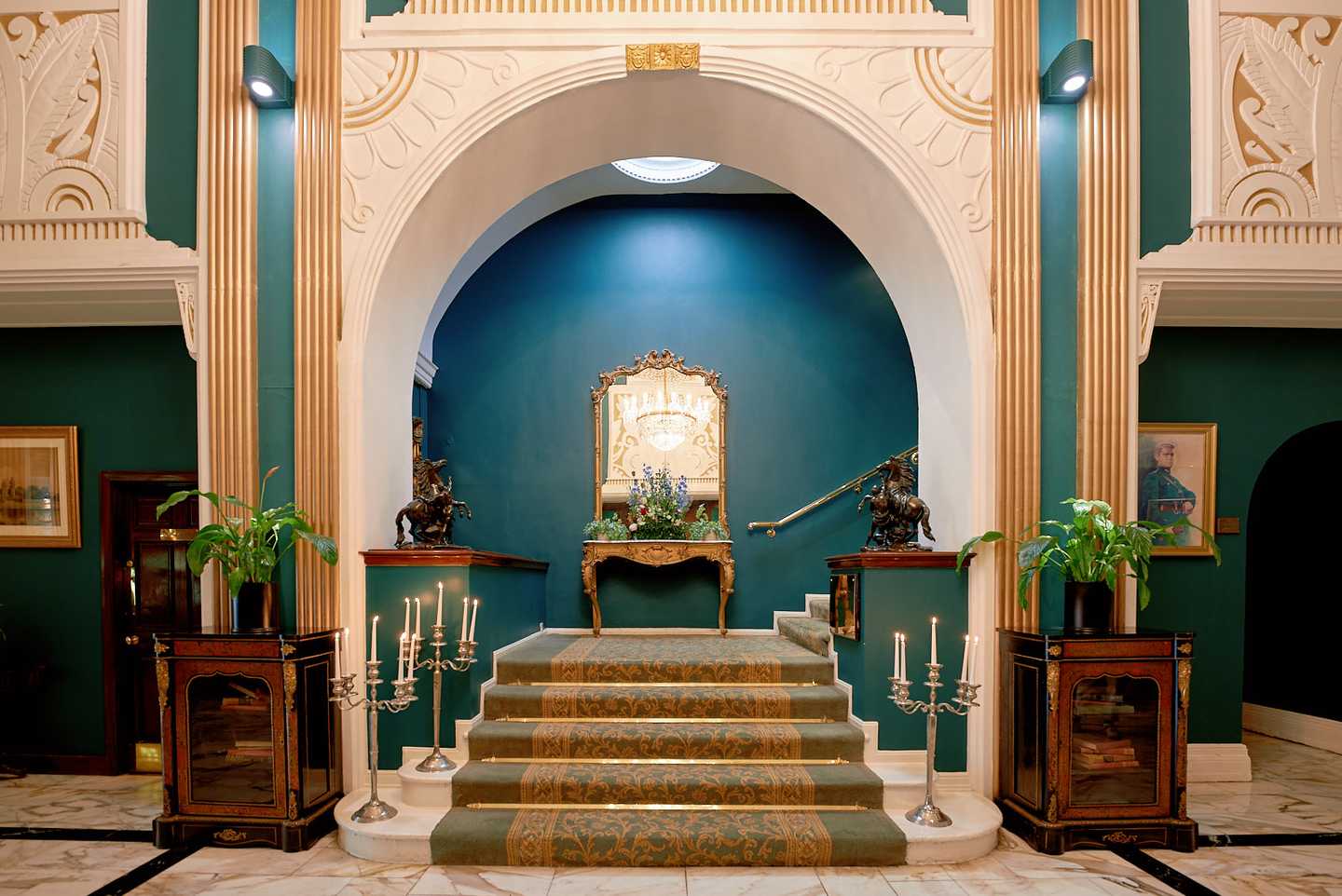 Corporate Team Building Events at Imperial Hotel Cork | Dynamic Events | Exterior of the Hotel in the evening