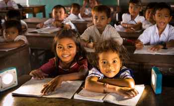 Children with their SolarBuddies