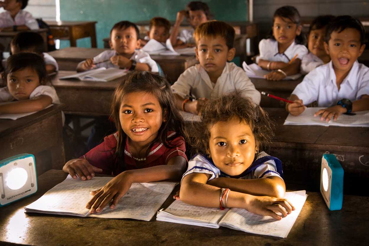 Children with their SolarBuddies