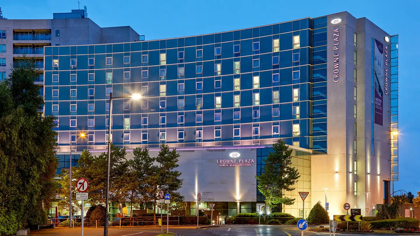 Plan your corporate team-building event at The Crowne Plaza Blanchardstown | Dynamic Events