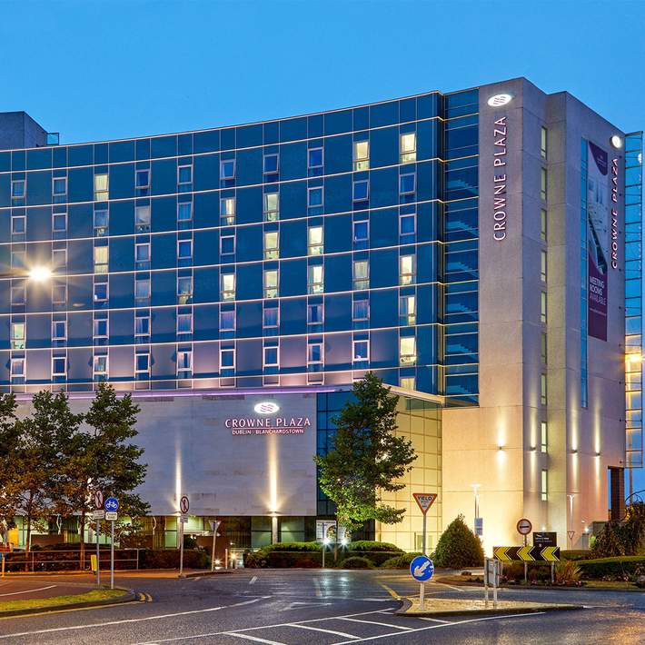 Plan your corporate team-building event at The Crowne Plaza Blanchardstown | Dynamic Events