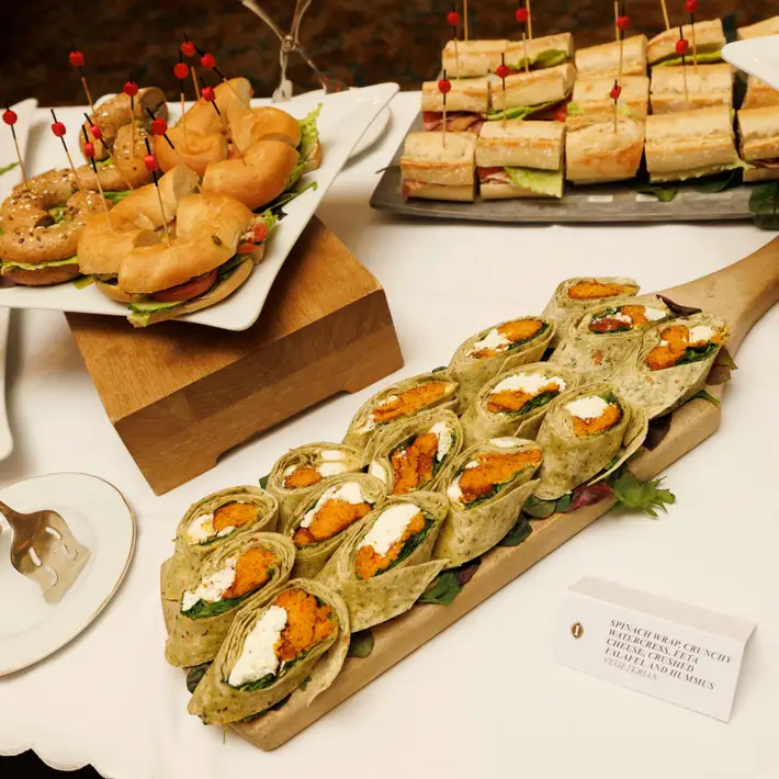 Lunch options at the ALI conference with bagels and wraps