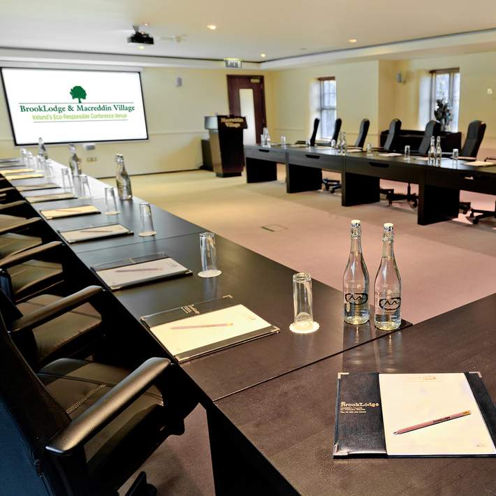 Plan your Corporate Team-Building at BrookLodge & Macreddin Village | Dynamic Events