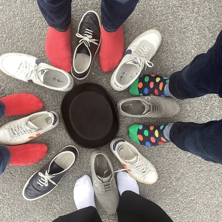 the amazing chase team building activity