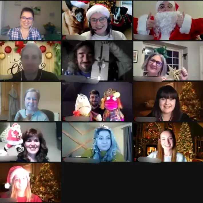 Virtual Game people smiling