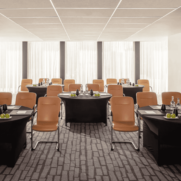 anantara_the_marker_dublin_hotel_meeting_room_shannon_cabaret_