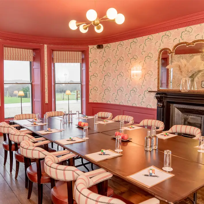 Plan your team building activities at Glasson Lakehouse pink Boardroom | Dynamic Events