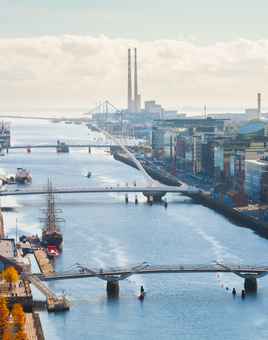 outdoor team building event dublin