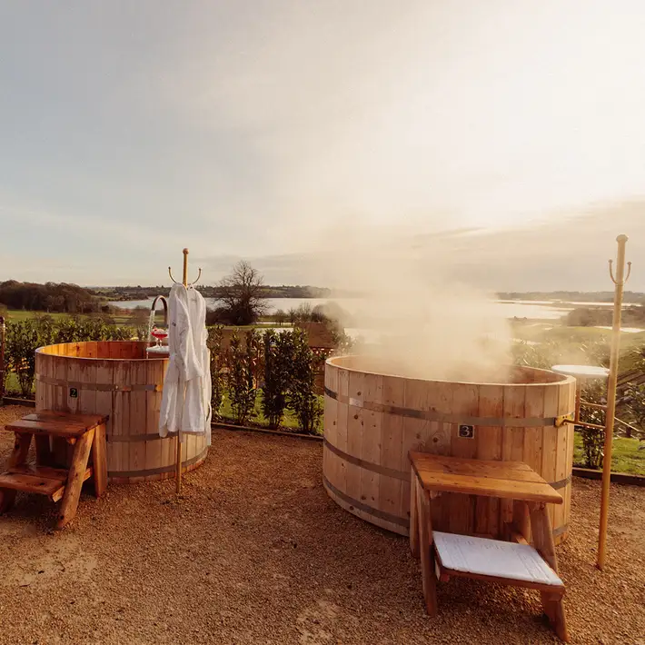 Plan your team building activities at Glasson Lakehouse hottubs | Dynamic Events